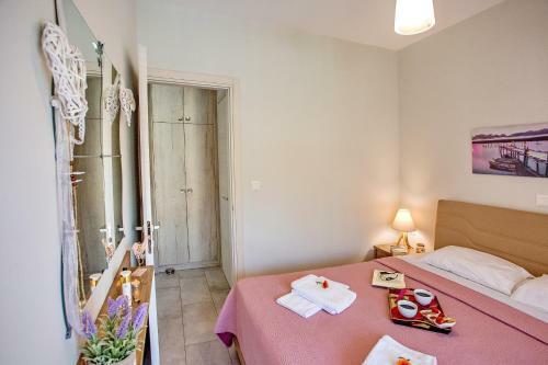 Sun & Sea Luxury Apartment
