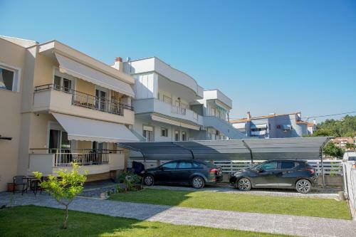 Sun & Sea Luxury Apartment