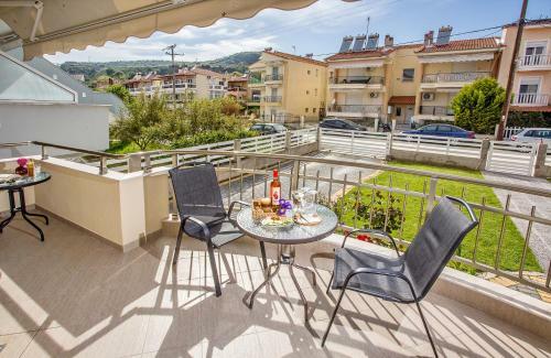 Sun & Sea Luxury Apartment