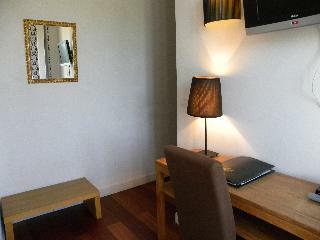 Hotel La Bastie D'urf�