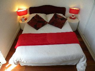 Hotel La Bastie D'urf�