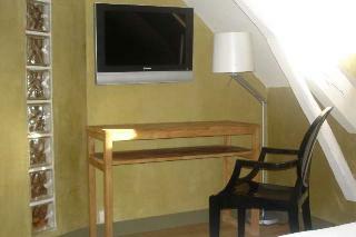 Hotel La Bastie D'urf�