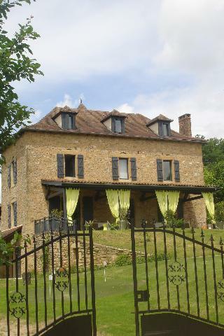 Hotel La Bastie D'urf�