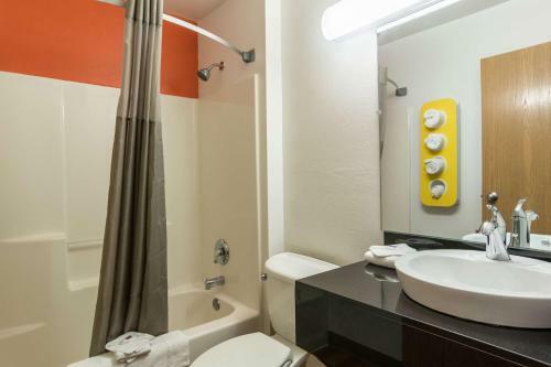 Motel 6 Barkeyville