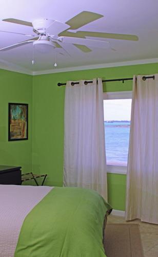 Hotel Exuma Beach Resort