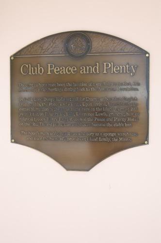 Club Peace And Plenty Hotel