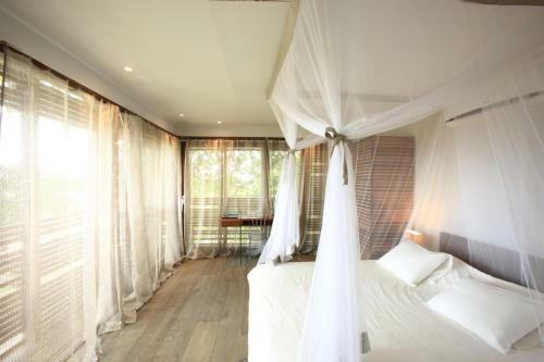 Hotel Les Pal�tuviers