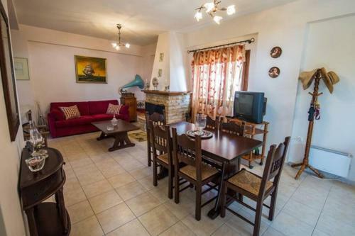 Kelly's Villa In Stoupa