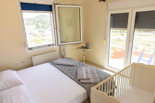 Villa Port View House-comfy Family Apartment-panoramic View