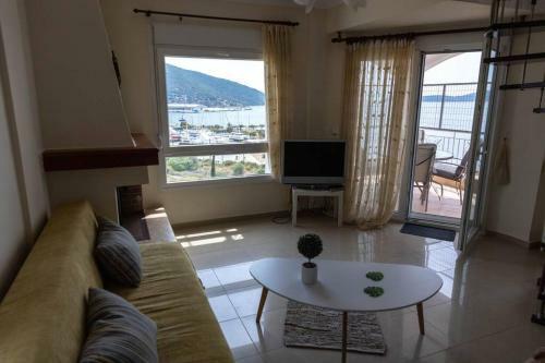 Villa Port View House-comfy Family Apartment-panoramic View