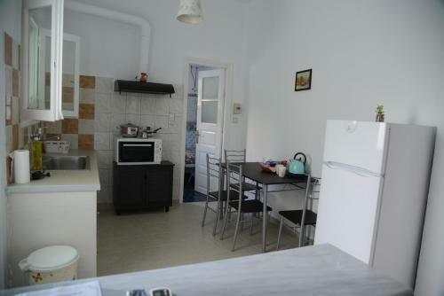 Hermes Apartment-2