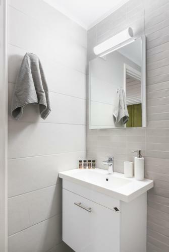 Mavrogenous Luxury Apartments