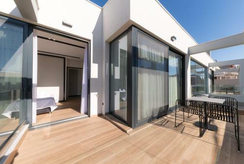 Apartamento Vida Omirou Residences