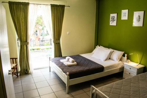 Hostal Kiki's Apartments