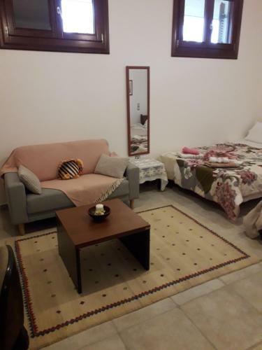 Eugenia' S Apartment