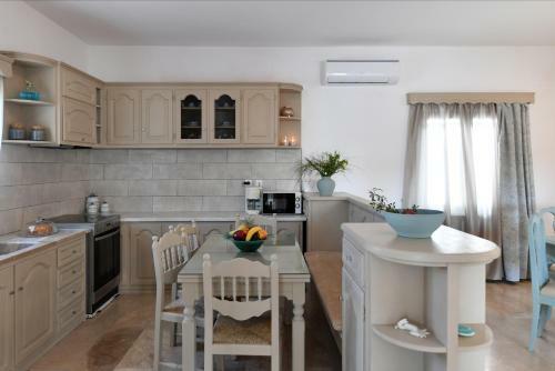 Cozy House In Naousa