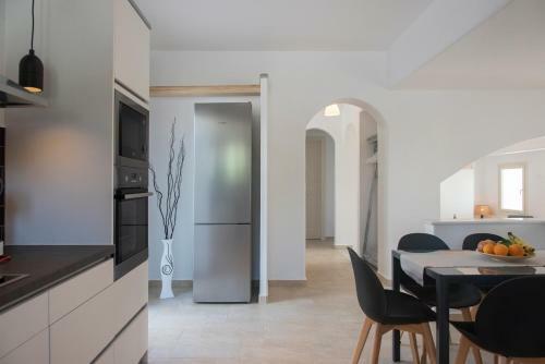 ?ggelos Home Paros