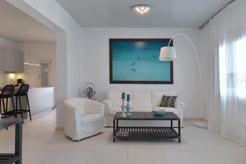 Armenistis Apartment 2