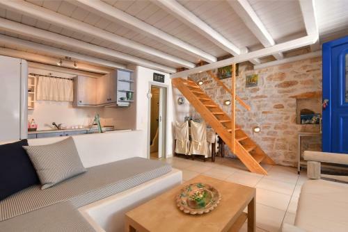 Centrally Located House For 4 Ppl In Naousa