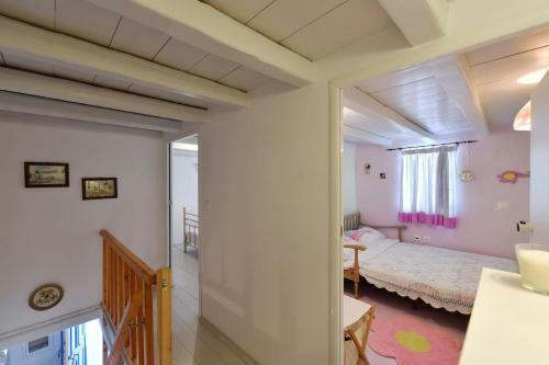 Centrally Located House For 4 Ppl In Naousa