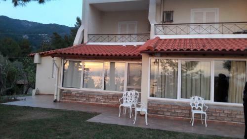 Apartamento Krinides Suites
