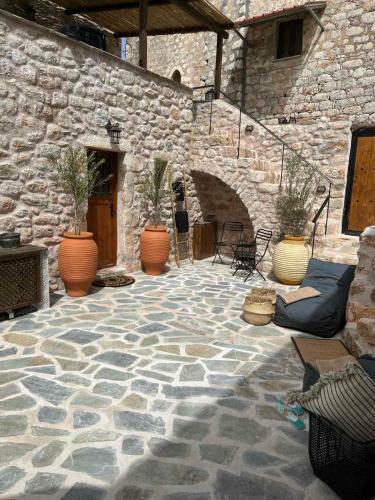 Dandy Villas Tower House - Built In 17th Century - Pool