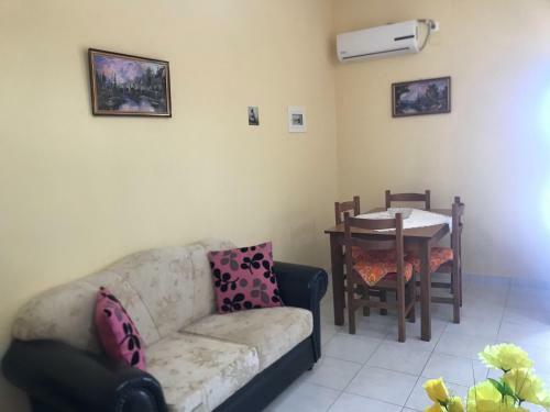 Hotel Sargos Rooms Nopigeia