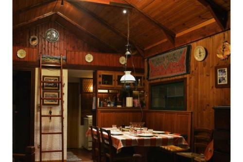 Apartamento Charming Cottage With Mountain Views