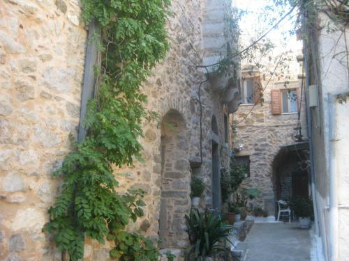 Hostal Traditional Rooms-hostel