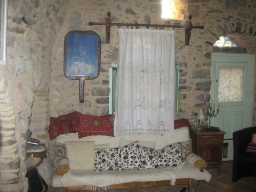 Hostal Traditional Rooms-hostel