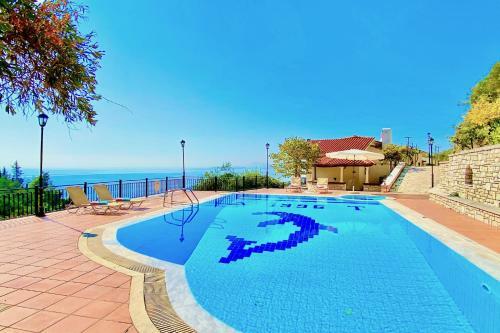 Villa Kaminaki Panorama With Private Pool