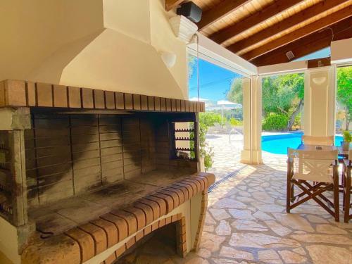 Villa Aliki Nissaki With Private Pool