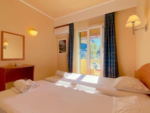 Villa Aliki Nissaki With Private Pool