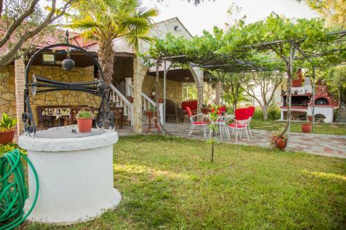 Villa Touzla