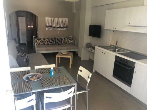 Makis Apartments Touzla
