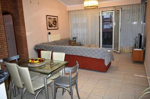 Central Luxury Apartment Next To The Beach