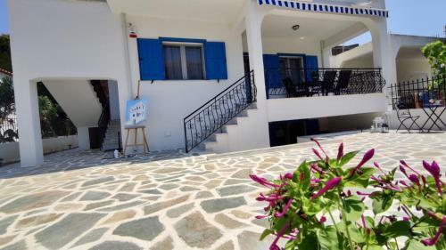 Blue Charm House - Apartment 2