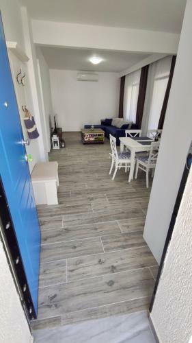 Blue Charm House - Apartment 2
