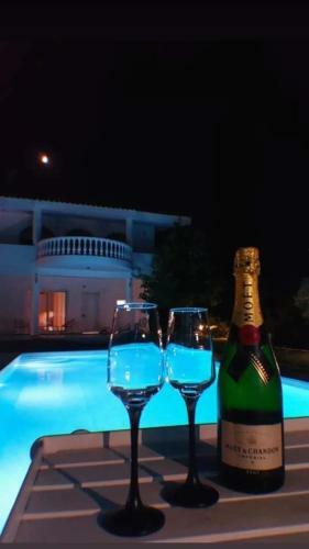 Heavenly Views-3- Elegant& Chic, Apartment, Close To The Beach!