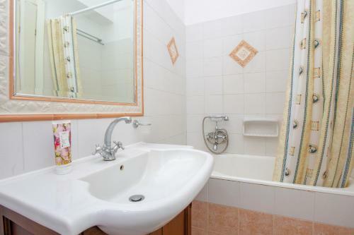 Apartamento Irida Holiday Home