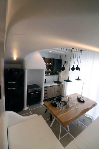 Villa Narcissus Luxury Suites