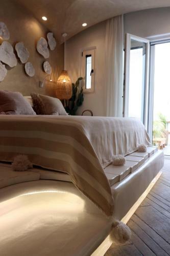 Villa Narcissus Luxury Suites