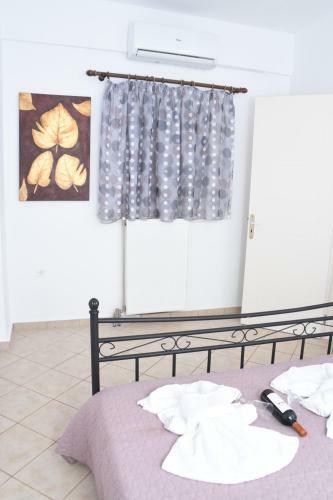Little Yard Studios & Apartments #3