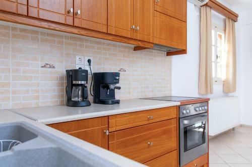 Almyra Apartment