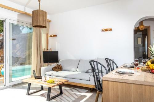 N�soi Villas Naxos