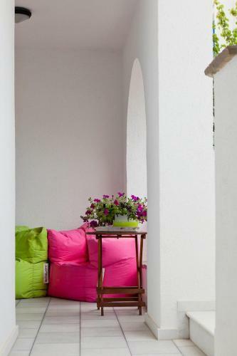 Aegean White Apartments