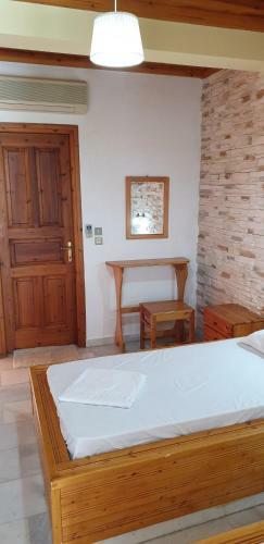 Hotel Evi Studios & Apartments