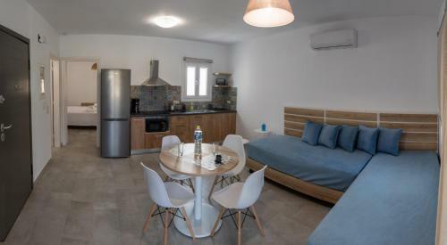 Nissea Apartments