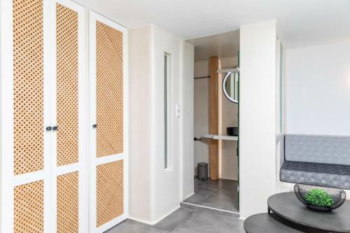Naxos Downtown Apartments & Suites