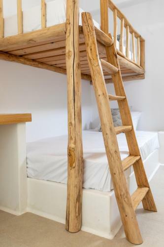 Naxos Downtown Apartments & Suites
